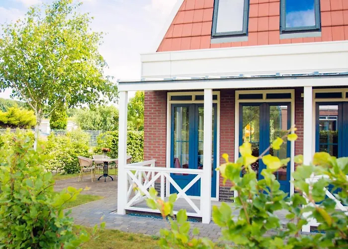 6p Semesteranläggning (resort) *